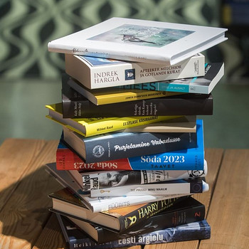 Книги 100+ штук новые и подержанные