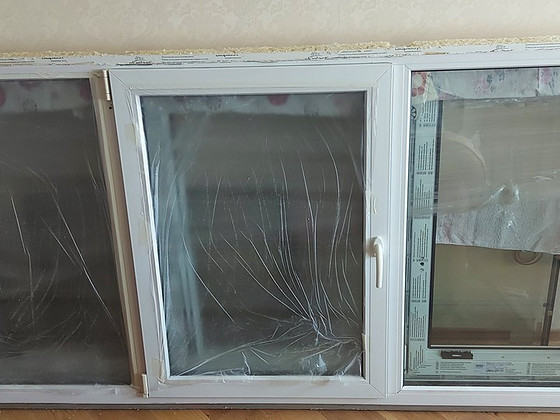 Продам б/у пластиковое окно 2470*1200