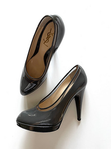 Новые туфли YSL 40-40,5 размер (1 фото из 3)