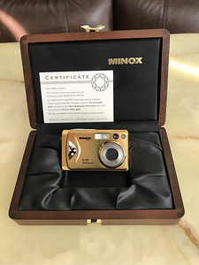 Kaamera teemantidega,24karat Gold Minox Gold DC4211 (1 foto / 3)