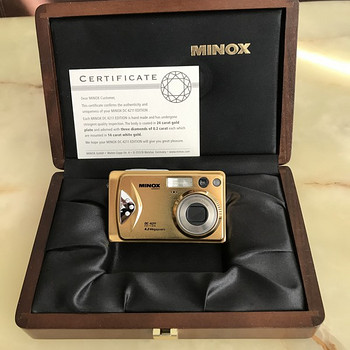 Kaamera teemantidega,24karat Gold Minox Gold DC4211