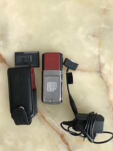VERTU FERRARI (3 фото из 8)
