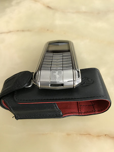 VERTU FERRARI (8 фото из 8)