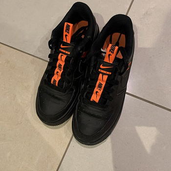 Air Force 1 (38.5 eur, 24cm)