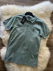 Hugo Boss, Ralph Lauren meeste t-särgid (1 foto / 10)