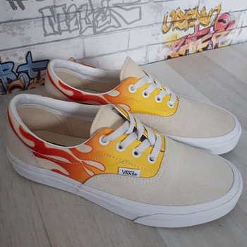 VANS tossud