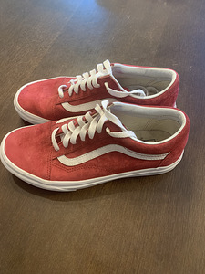 Vans тенниски (1 фото из 2)
