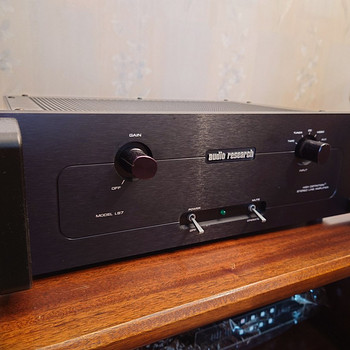 Ламповый двублочный усилитель.Audio Research vt60 и Ls7.