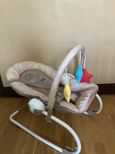 Детское кресло (1 фото из 4)