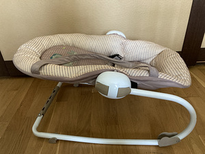 Детское кресло (2 фото из 4)