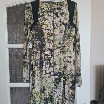 Karen Millen kleit