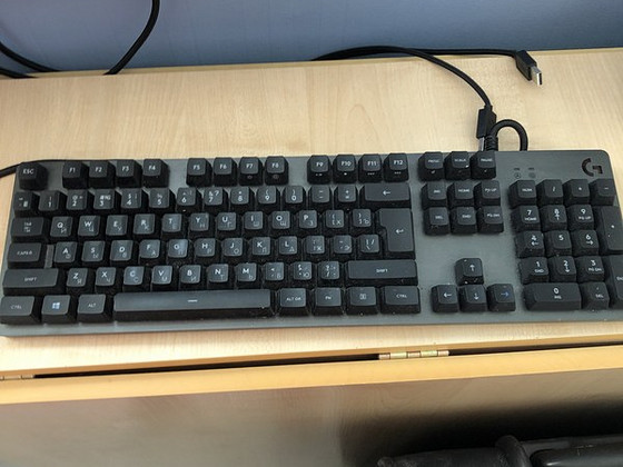 Клавиатура Logitech g413
