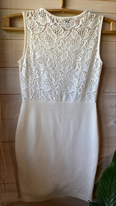 Платье H&M XS (2 фото из 2)