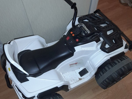 Akuauto