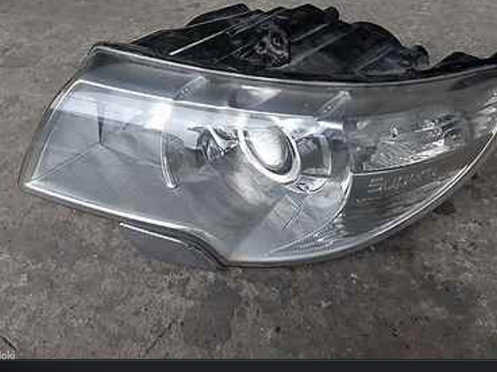 Esituled halogeen skoda superb 2