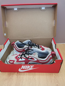 Nike air max 200 tossud (1 foto / 4)