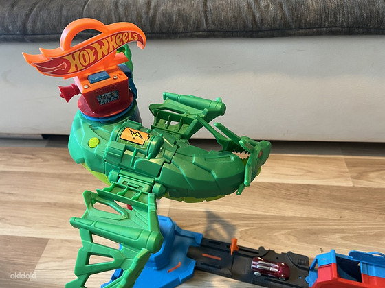 Hot wheels