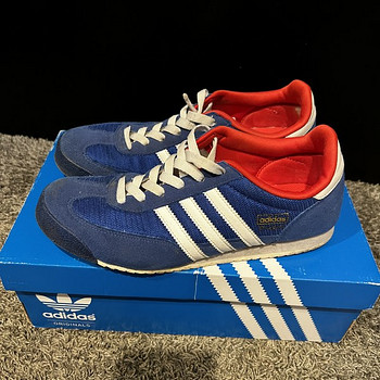 Кроссовки Adidas 39
