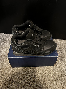 Кроссовки reebok из искусственной кожи 38 (1 фото из 3)