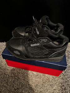Кроссовки reebok из искусственной кожи 38 (2 фото из 3)