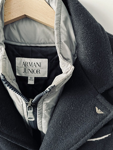 Пальто Armani Junior (2 фото из 3)