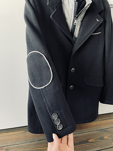 Пальто Armani Junior (3 фото из 3)