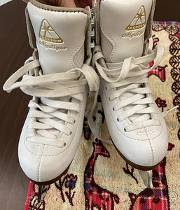 Коньки Jackson mystique 12 (3 фото из 3)