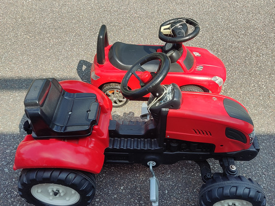 Müüa korralik laste mängu traktor