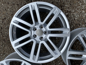 20" Audi originaalveljed 5x112 (uued) (3 foto / 10)
