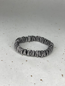 100% siidist mini patsikummide komplekt (2tk) UUS! (2 foto / 5)