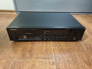 Pioneer PD-M450 Многофункциональный проигрыватель компакт-дисков (2 фото из 3)