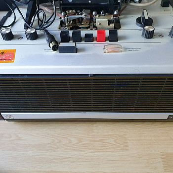 KOMETA 209