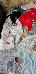 Детские вещи (4 фото из 8)