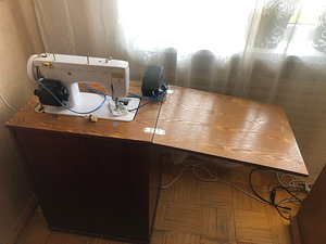 Рабочий шкаф швейная машина Чайка (2 фото из 2)