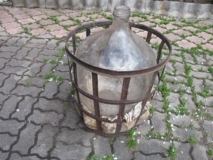Pudel kaitsvas metallkorvis50 l (3 foto / 4)