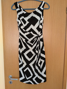 Debenhams'i kleit, suurus 8 (1 foto / 1)
