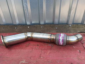 Downpipe даунпайп BMW (8 фото из 10)