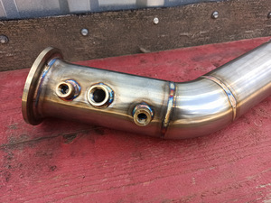 Downpipe даунпайп BMW (10 фото из 10)