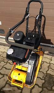 Rammer (vibroplaat) rent (3 foto / 3)