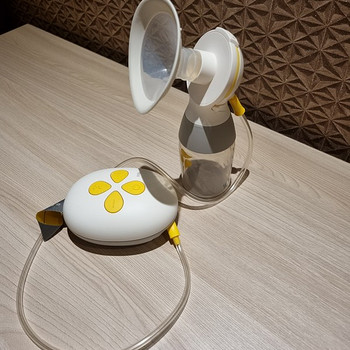 Молокоотсос MEDELA