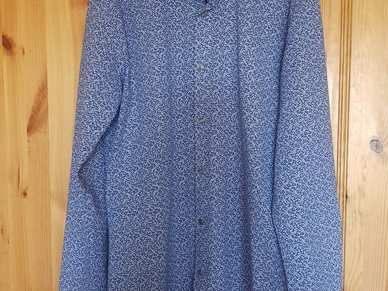 Рубашка размер S slim fit