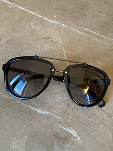 Marc Jacobs солнцезащитные очки (1 фото из 4)
