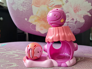Игрушки (2 фото из 4)