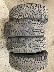 Naastrehvid michelin 18/235/60 (4tk) (1 foto / 3)