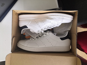 Adidas stan smith valged tossud - suurus 46, uued (3 foto / 3)