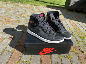 Jordan 1 retro high og (2 фото из 6)