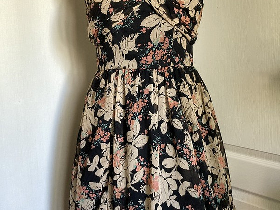 Anna Sui siidkleit S