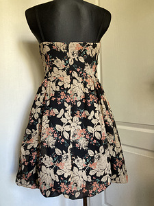 Anna Sui siidkleit S (4 foto / 6)