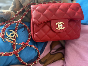 Сумка Chanel (1 фото из 3)