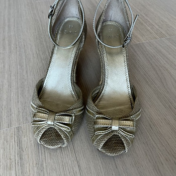 Zara beežid kingad s 37